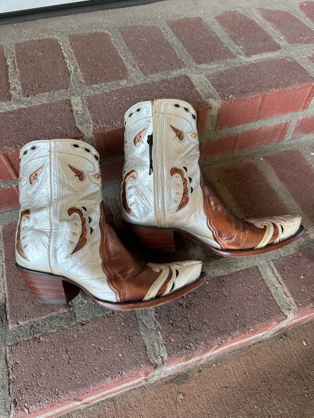 Back at the Ranch Metallic Zip Up Ankle Cowgirl Western Boots 8C